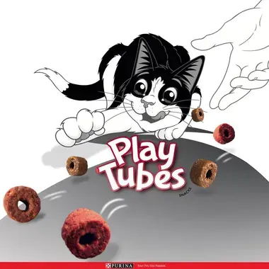 Félix joue avec FELIX® Snacks Playtubes