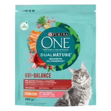 Purina ONE® DualNature™ met Cranberry Rijk aan Zalm Voor gesteriliseerde katten
